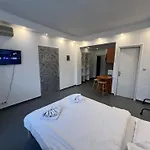 Skyline Chill Spot- With Balcony In Elite Calderon Area Bucareste