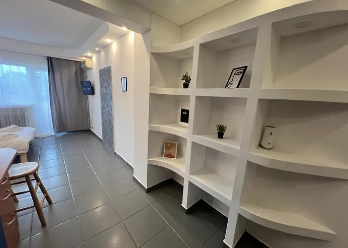 Skyline Chill Spot- With Balcony In Elite Calderon Area Bucureşti